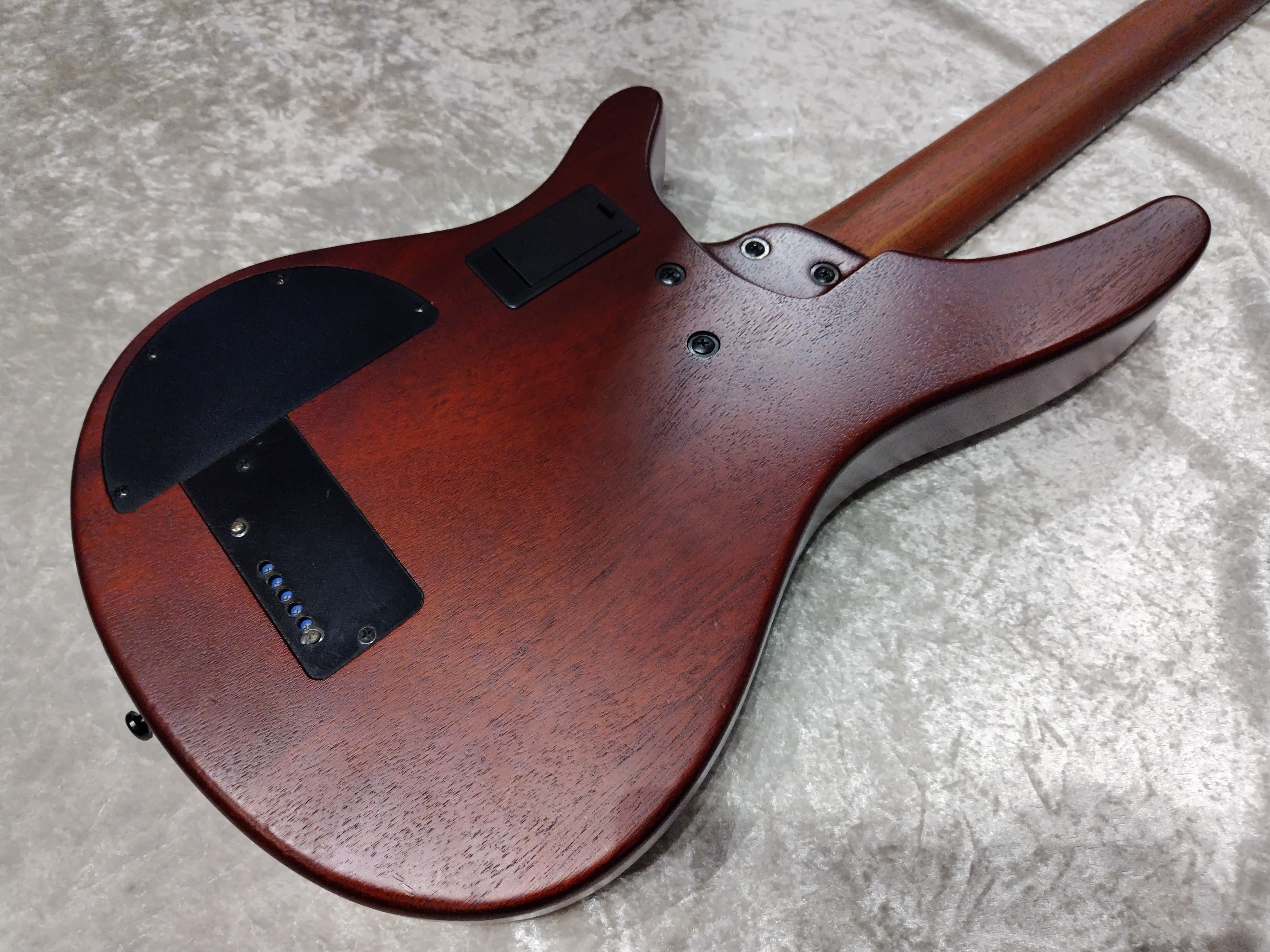 【中古/即納可能】Ibanez SRH505F(Natural Browned Burst Flat) 広島店 - 6