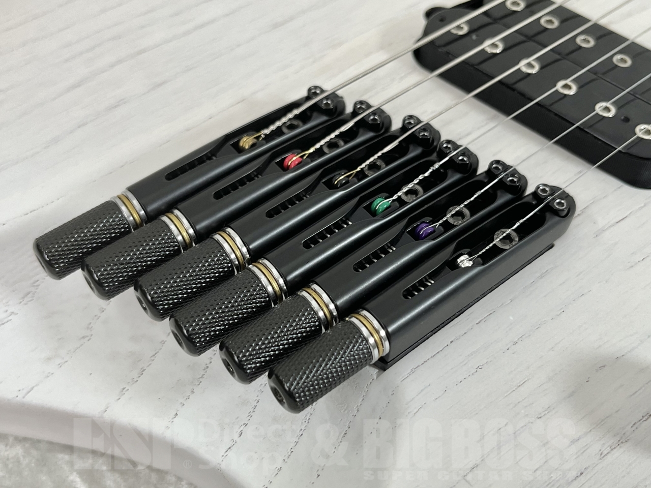 【即納可能】VIKSTROM GUITARS(ヴィクストロムギターズ) VSMH-260 (Trans White) お茶の水駅前店(東京) - 4