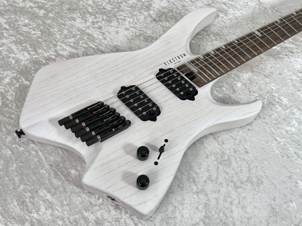 【即納可能】VIKSTROM GUITARS(ヴィクストロムギターズ) VSMH-260 (Trans White) お茶の水駅前店(東京) - 3