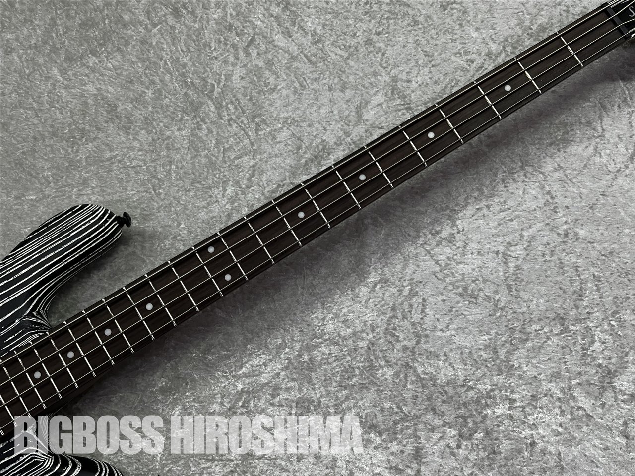 【即納可能】Spector(スペクター) NS PULSE 4 Satin EX-LTD (Black w/White Filler) 広島店