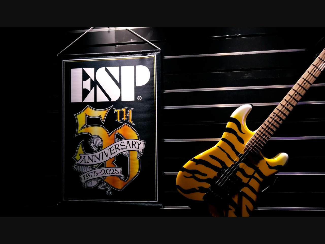 ESP(イーエスピー) 50th Anniversary Tapestry