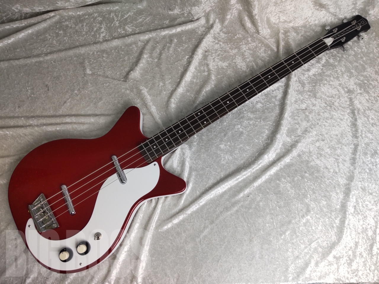 【即納可能】Danelectro(ダンエレクトロ) 59DC LONGSCALE BASS / METALFLAKE RED お茶の水駅前店(東京)