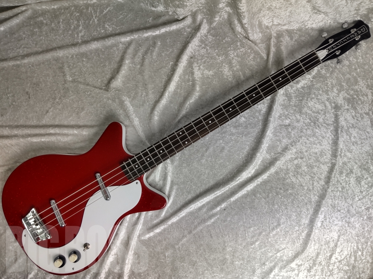 【即納可能】Danelectro(ダンエレクトロ) 59DC LONGSCALE BASS / METALFLAKE RED お茶の水駅前店(東京)