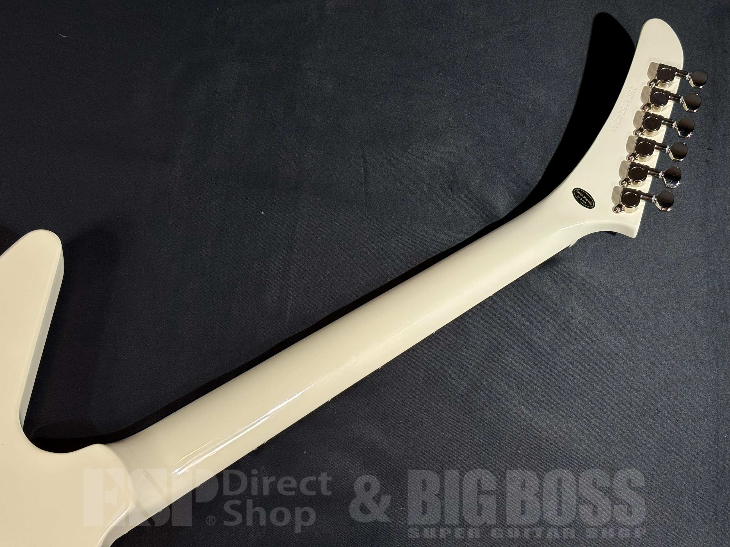 【即納可能】Epiphone(エピフォン) Explorer 80s EMG / Classic White 大阪店 - 8