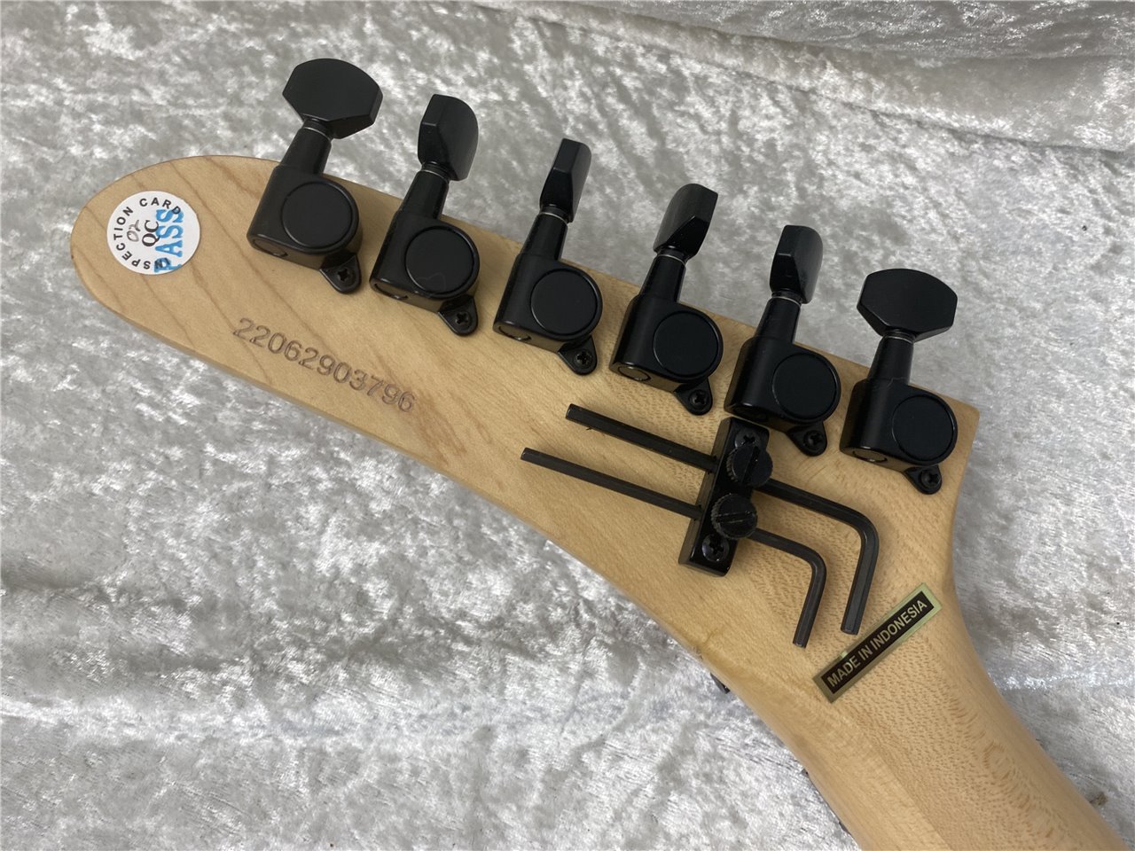 【即納可能】KRAMER(クレーマー) Baretta (Jumper Red)お茶の水駅前店(東京) - 9