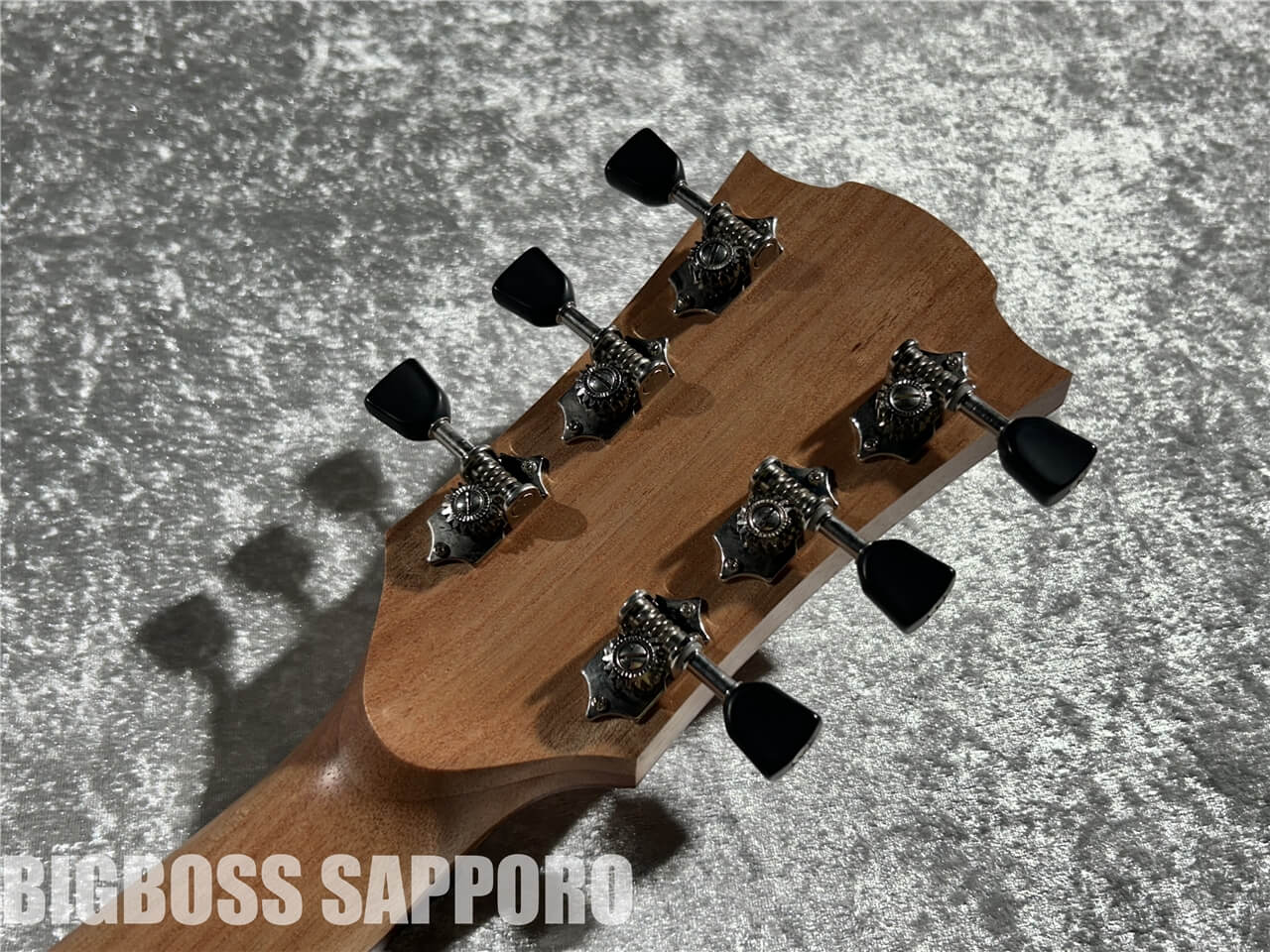 【即納可能/BigBonusFesta!!】LAG Guitars(ラグギターズ) T70D-NAT 札幌店