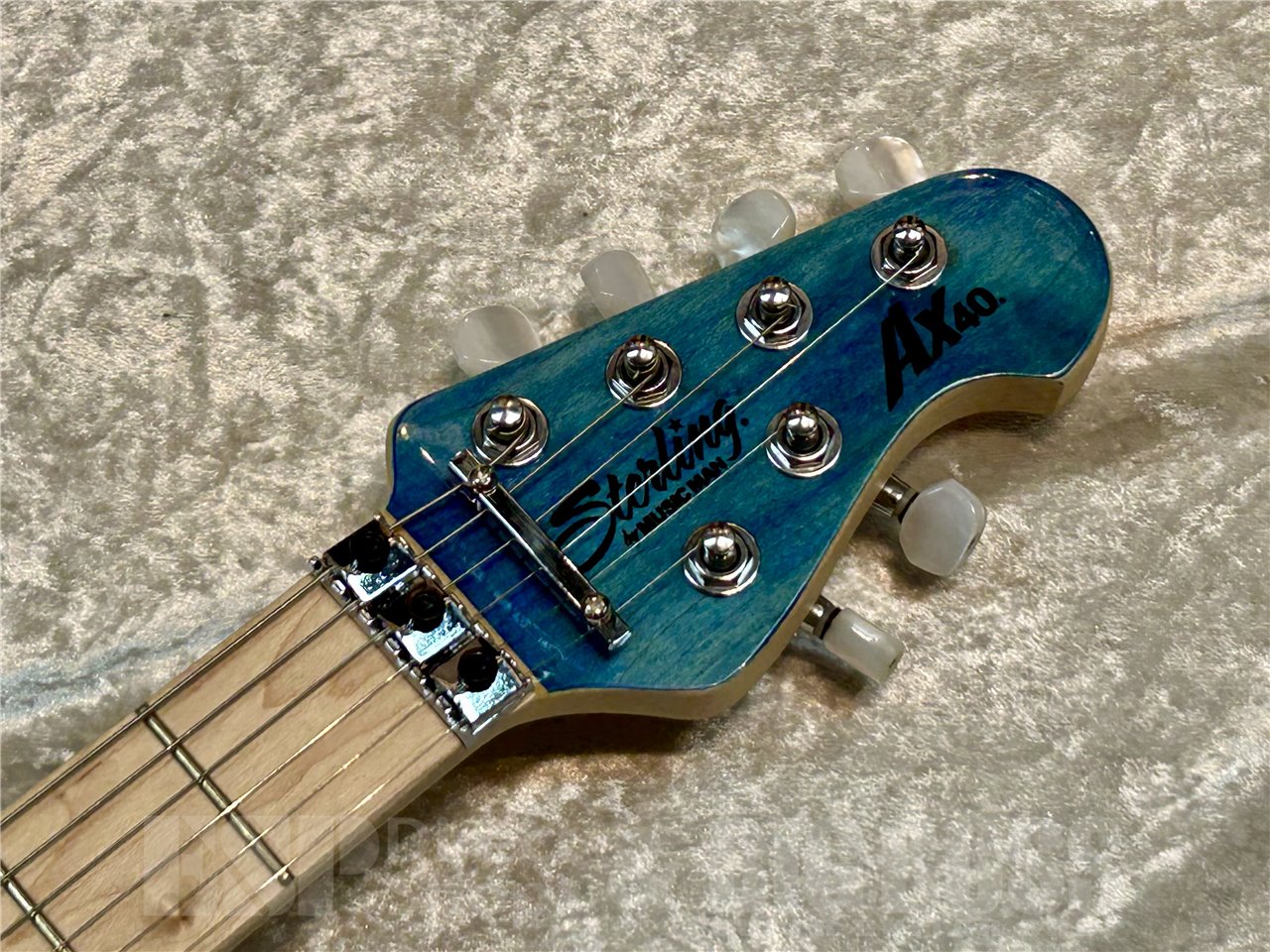 【即納可能】Sterling by MUSICMAN (スターリン バイ ミュージックマン) AX40 (Trans Blue) 広島店 - 4