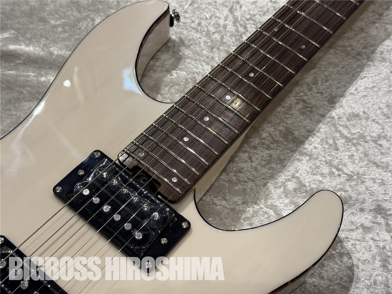 【即納可能】SCHECTER（シェクター）OL-NV-HL / See Thru White 広島店