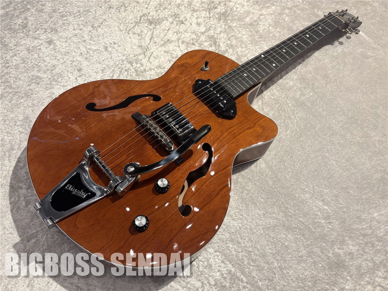 [BB仙台大決算]【即納可能/アウトレット】Godin(ゴダン)5th Ave Uptown Custom Havana Brown 仙台店