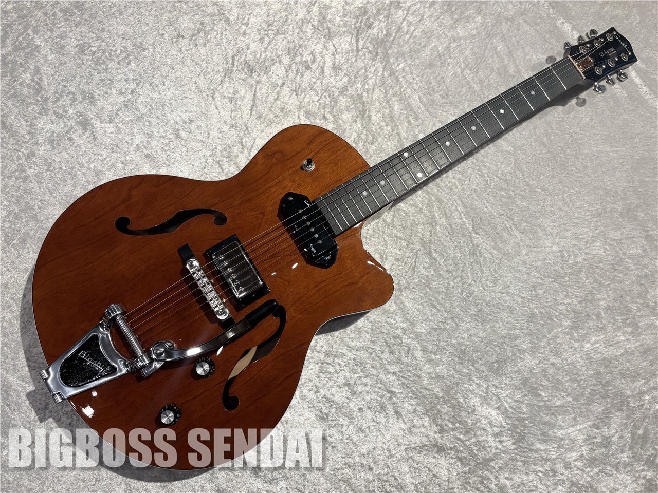 [BB仙台大決算]【即納可能/アウトレット】Godin(ゴダン)5th Ave Uptown Custom Havana Brown 仙台店