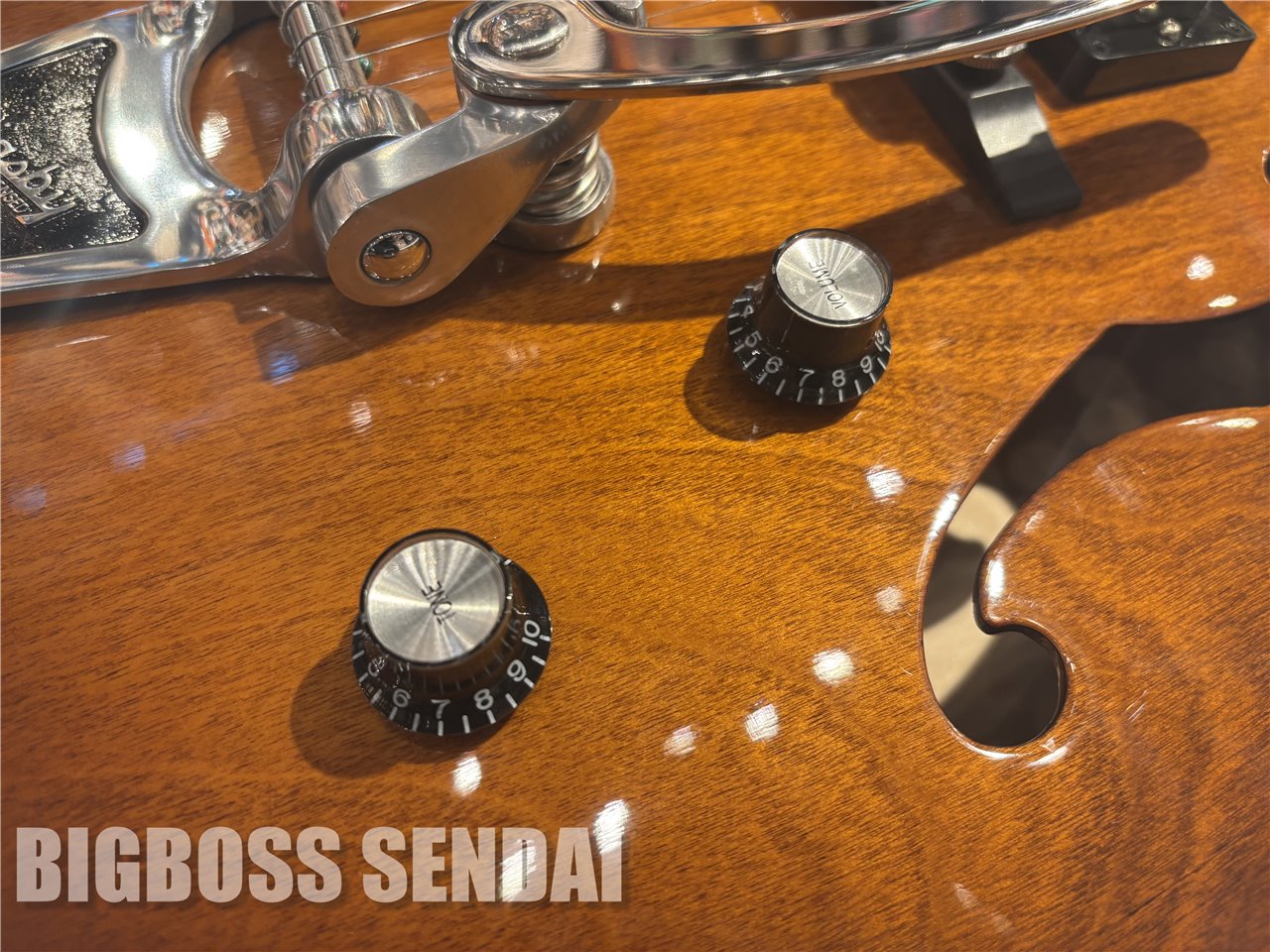 [BB仙台大決算]【即納可能/アウトレット】Godin(ゴダン)5th Ave Uptown T-Armond Havana Burst 仙台店