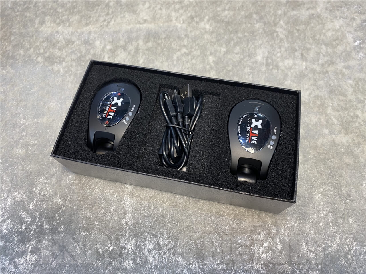 【即納可能/大決算セール】Xvive(エックスバイブ) U2 Wireless Guitar System XV-U2/BK (ワイヤレスシステム) 札幌店