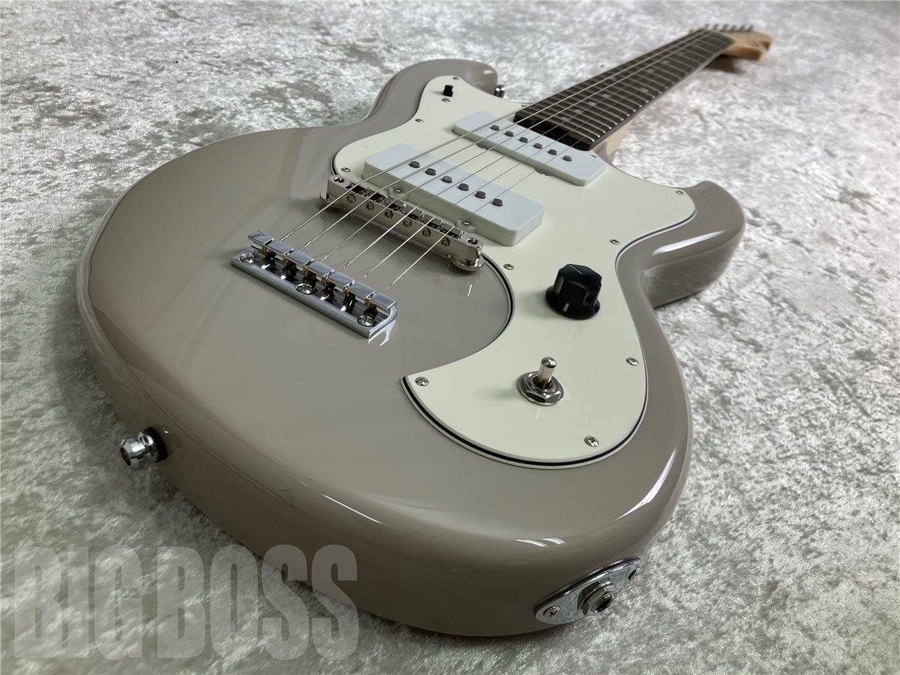 【即納可能/中古品】EDWARDS Platinum Edition(エドワーズプラチナムエディション) ULTRATONE-SE-JM / Gray お茶の水駅前店(東京)【大決算SALE | 3月31日(月)まで】