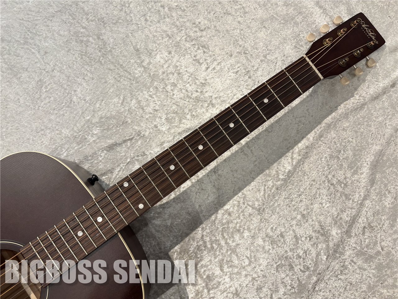 [BB仙台大決算]【即納可能/アウトレット】Art&Lutherie Legacy Bourbon Burst 仙台店