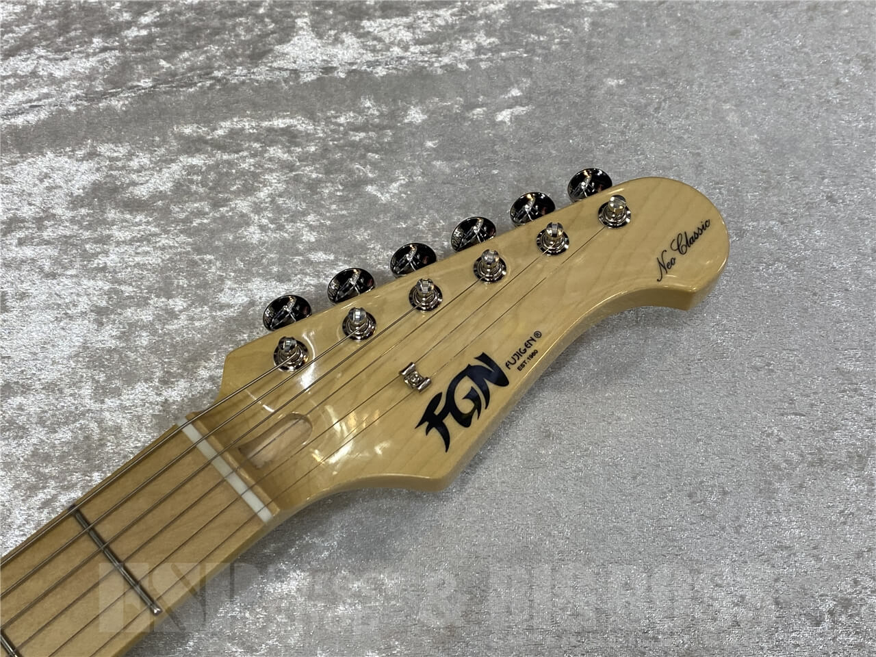 【即納可能/大決算セール】FUJIGEN(FGN/フジゲン) Neo Classic NST110MAH-SBB (See-Thru Blue Burst) 札幌店 - 5