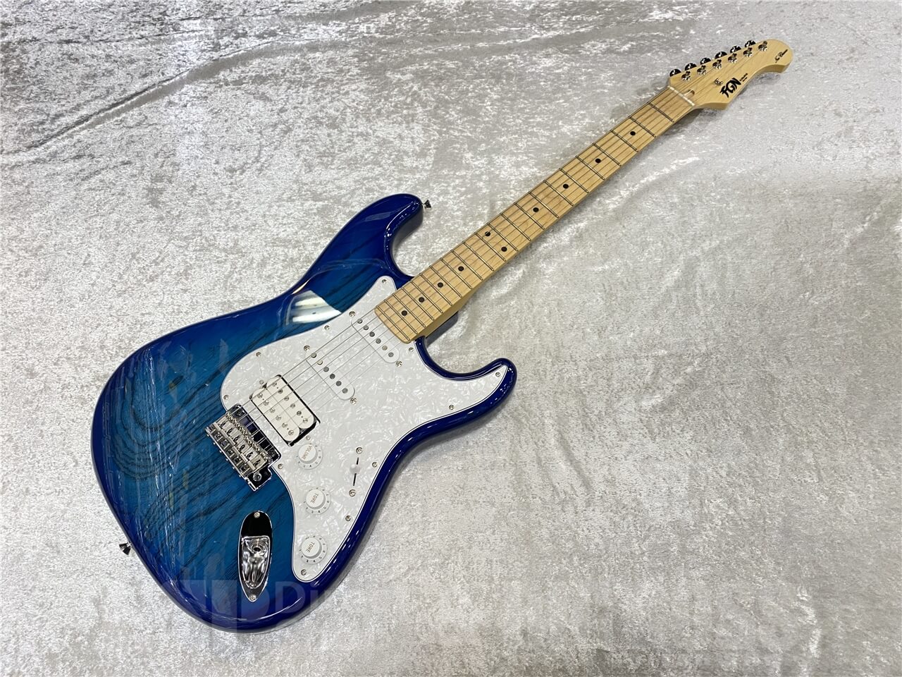 【即納可能/大決算セール】FUJIGEN(FGN/フジゲン) Neo Classic NST110MAH-SBB (See-Thru Blue Burst) 札幌店