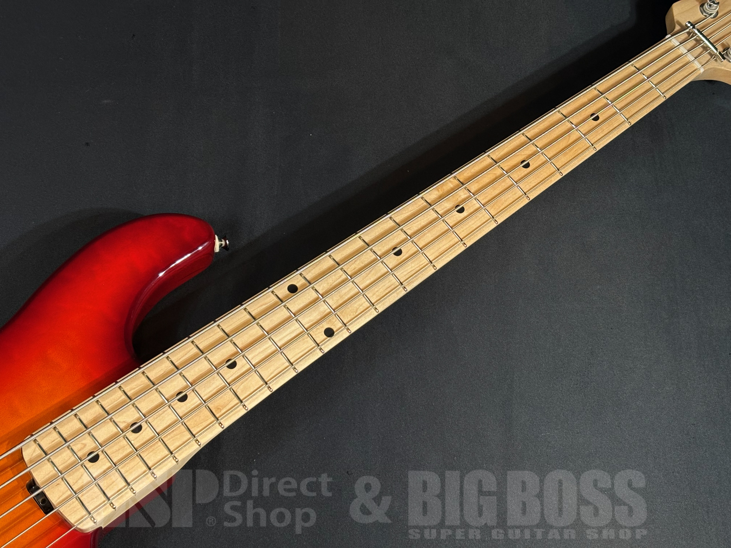 【即納可能】Lakland (レイクランド) SK -5DX Cherry Sunburst / Maple FB 大阪店 - 4