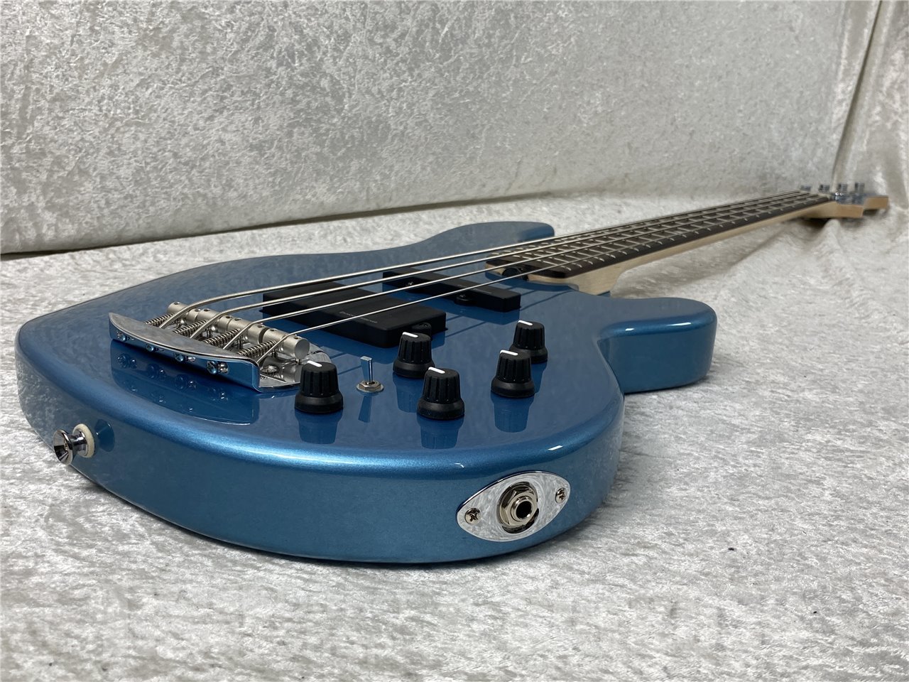 【即納可能】Lakland(レイクランド) Skyline Japan Series SK-4CL / Rosewood FB (Lake Placid Blue) お茶の水駅前店(東京) - 4