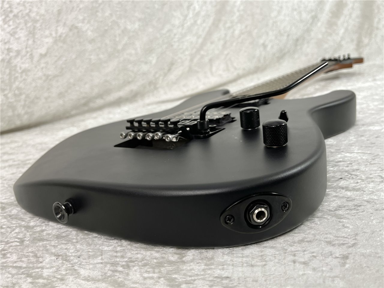 【即納可能/中古品】Charvel(シャーベル) Pro-Mod Plus San Dimas Style 1 HH FR E Scorched Earth / Black お茶の水駅前店(東京) - 4