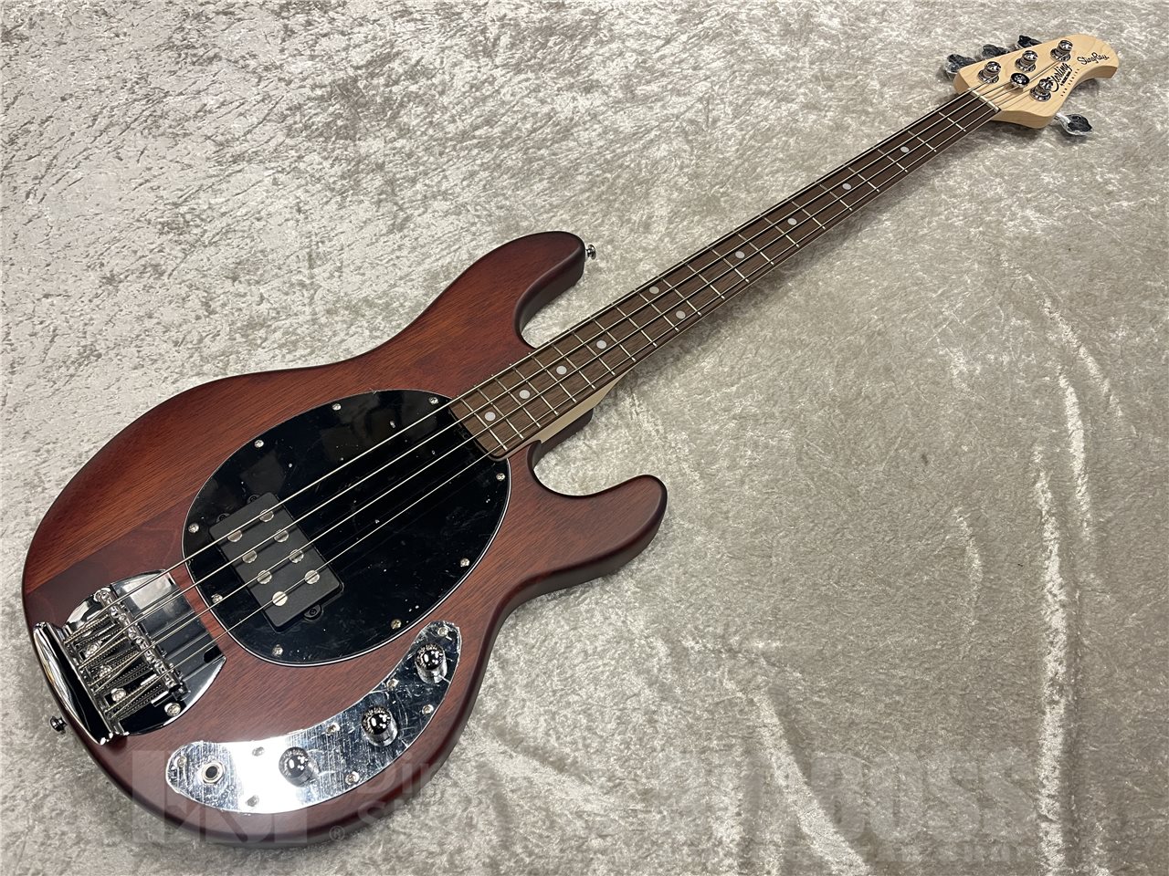 【即納可能】Sterling by MUSIC MAN（スターリンバイミュージックマン）SUB Series StingRay Ray 4（Walnut Satin）　名古屋店