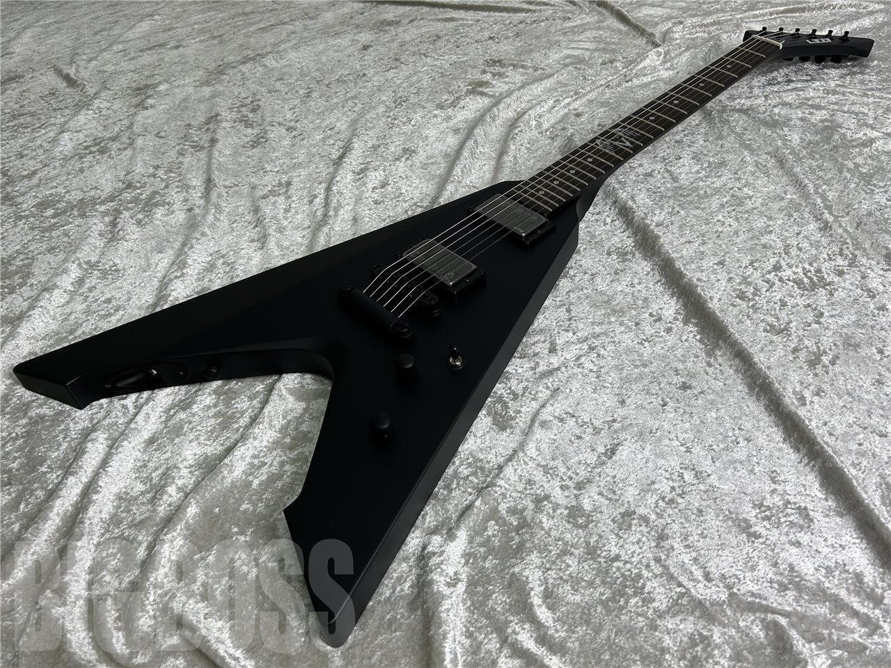 【お取寄せ商品】LTD(エルティーディー) VULTURE Black Satin(METALLICA/James Hetfieldモデル)