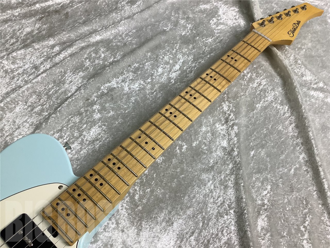 【即納可能】Three Dots Guitars (スリードッツギターズ) T Model / Maple Fingerboard (Ash Blue) 駅前店