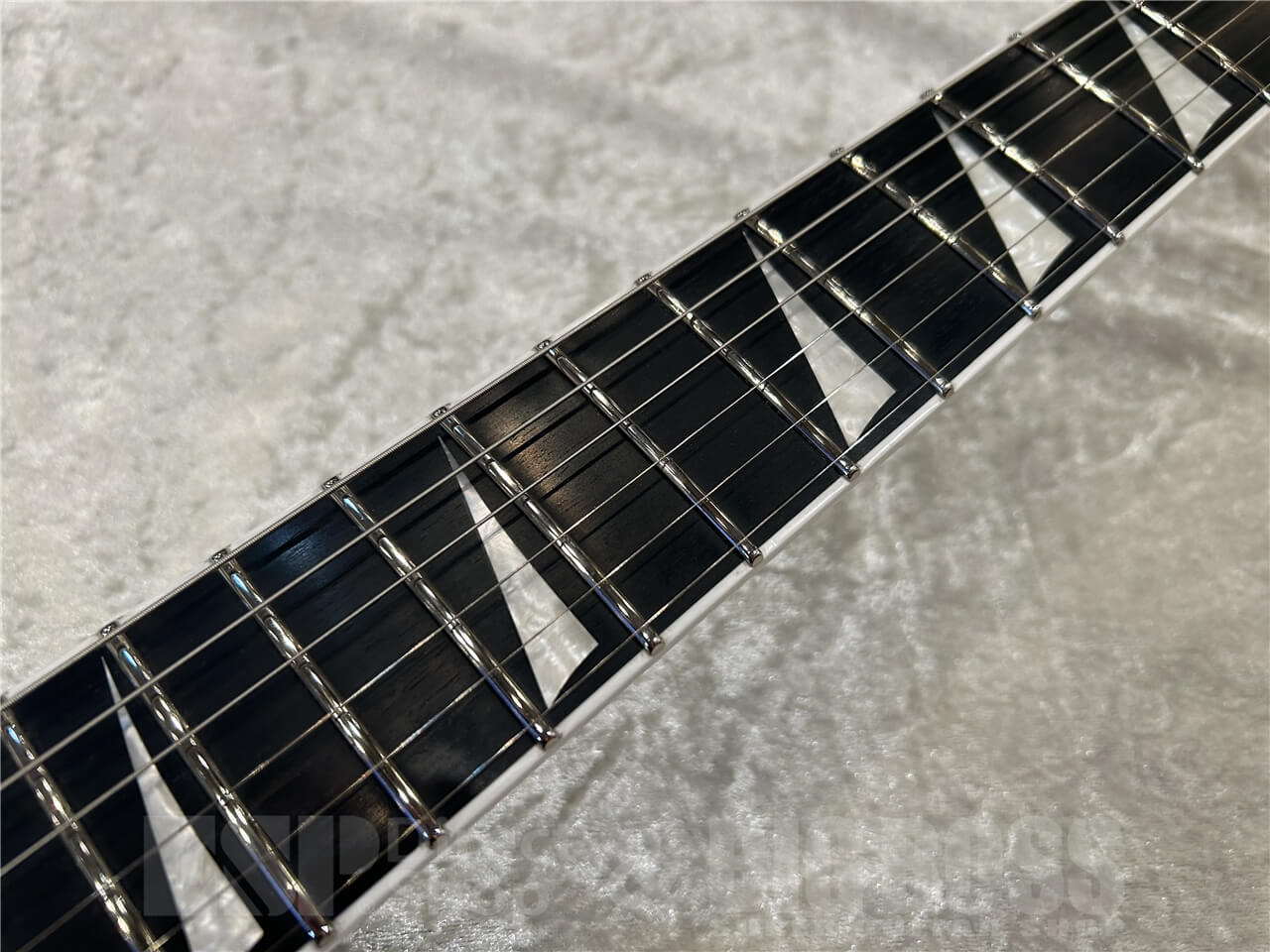 【即納可能】E-II(イーツー)ARROW FR / Snow White 仙台店 - 4