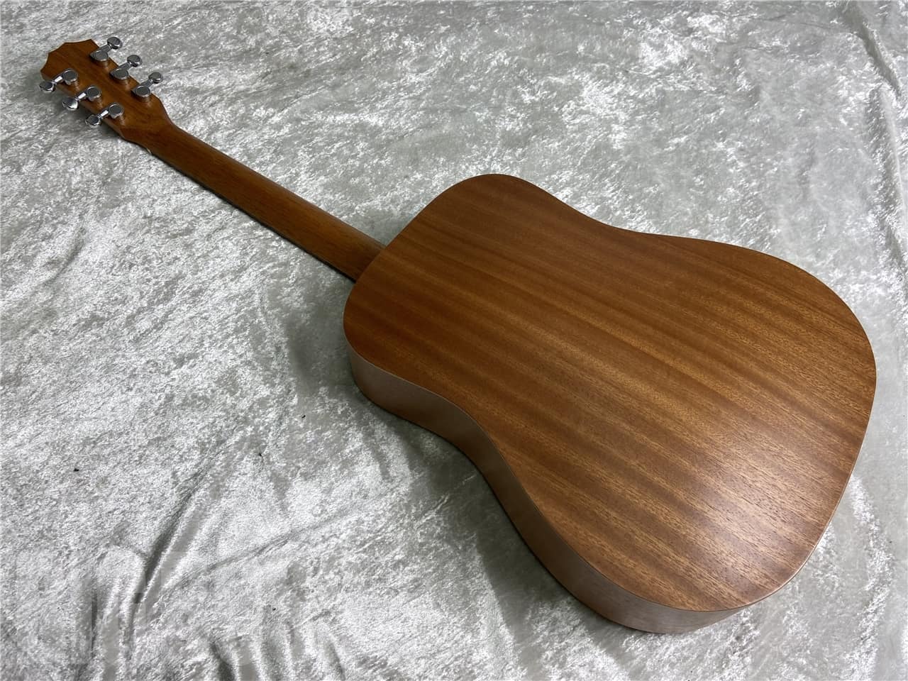 【即納可能/新品特価】Taylor(テイラー) Baby Taylor Mahogany (BT-2) お茶の水駅前店