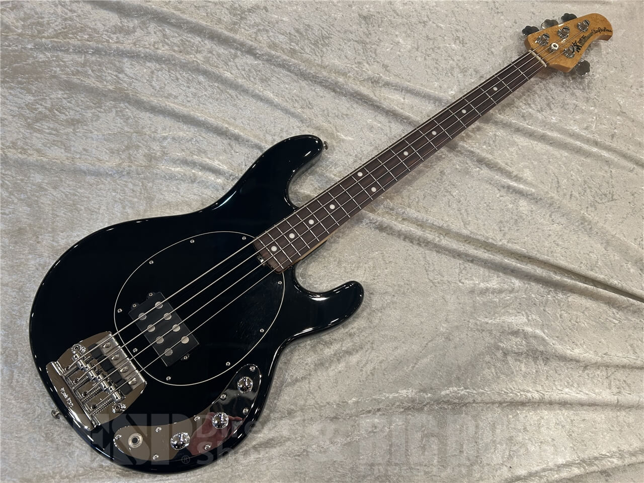 【即納可能/お客様委託品】 MUSIC MAN (ミュージックマン)  Classic StingRay 4 / Black 仙台店