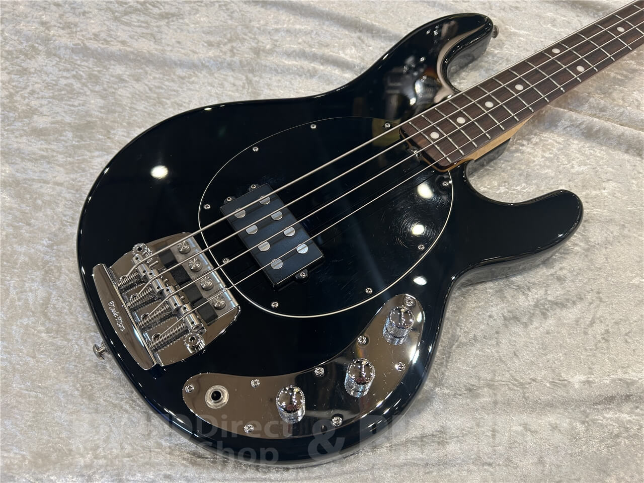 【即納可能/お客様委託品】 MUSIC MAN (ミュージックマン)  Classic StingRay 4 / Black 仙台店 - 2