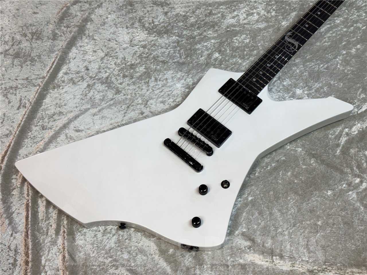 【即納可能】LTD SNAKEBYTE / Snow White 広島店 - 2