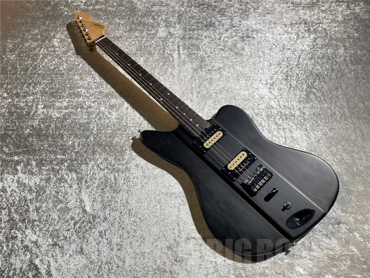 【即納可能】EDWARDS(エドワーズ)Platinum Edition KARMASTER (See Thru Black/9mm Parabellum Bullet/滝 善充 Model) 札幌店 - 9