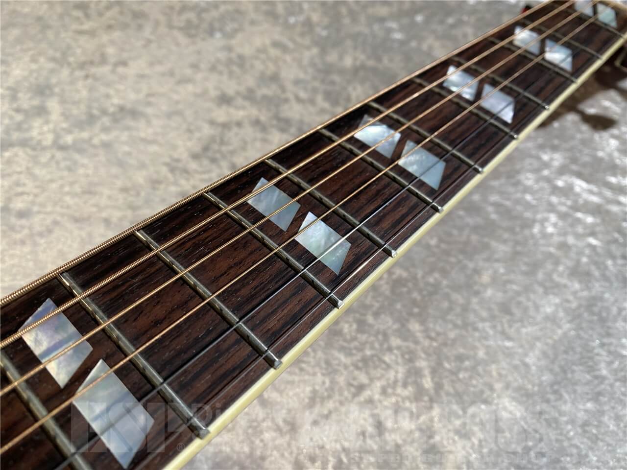 【即納可能/OUTLET】GIBSON(ギブソン) Dove Original (Vintage Cherry Sunburst) 札幌店 - 4