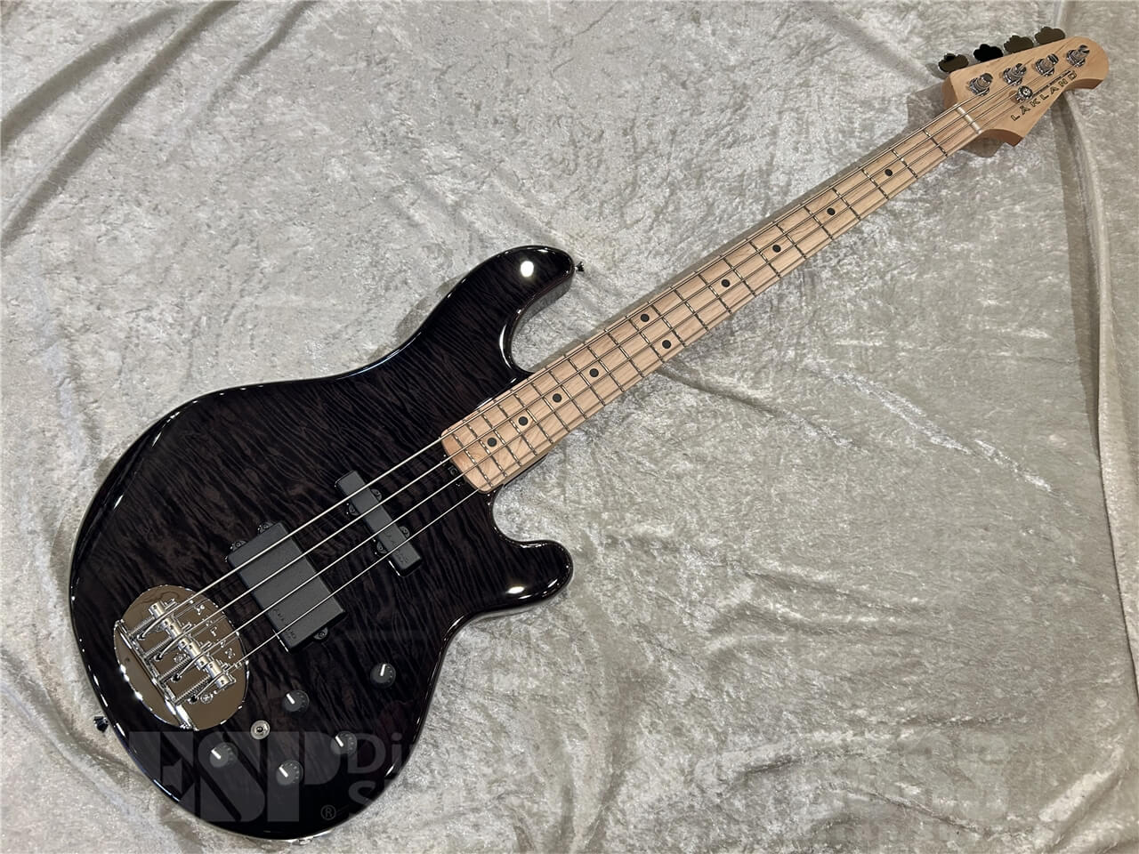【即納可能】Lakland（レイクランド）SL44-94 Deluxe / Black Translucent / Maple FB 仙台店