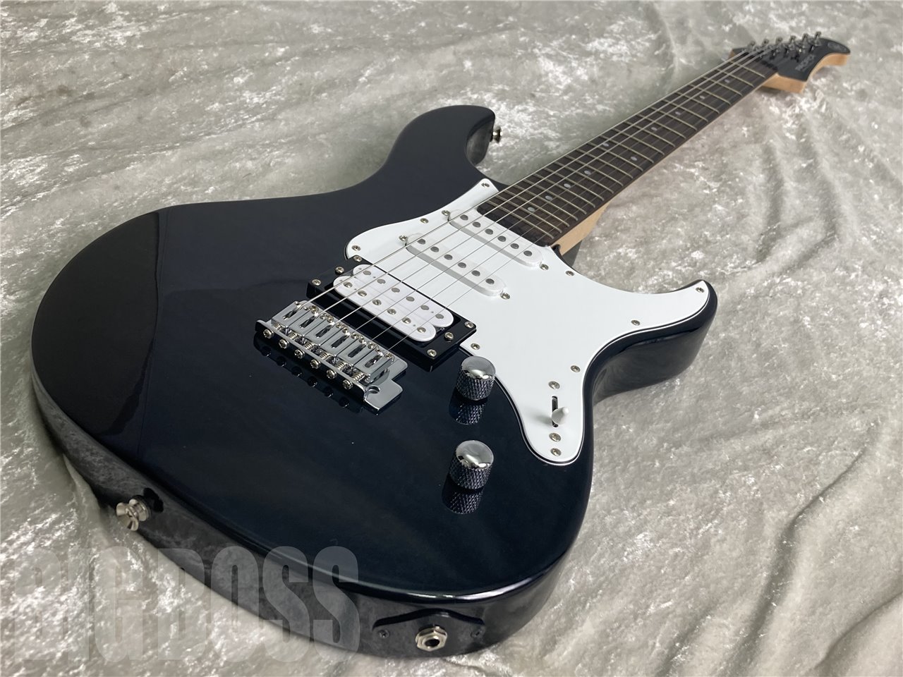 YAMAHA(ヤマハ) PACIFICA212VQM / トランスルーセントブラック(TBL) - 2