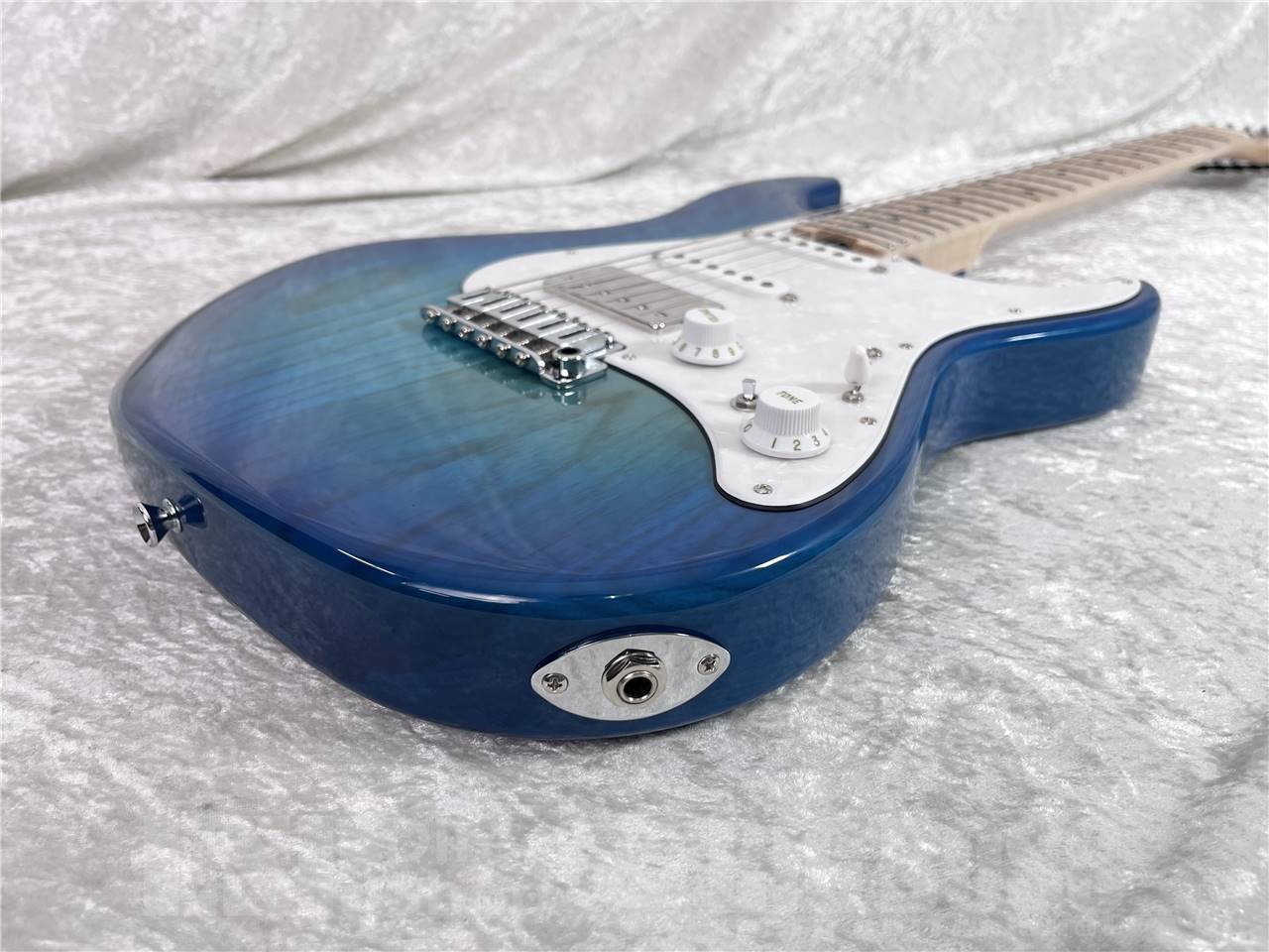 【即納可能】EDWARDS(エドワーズ) E-SNAPPER-AS/M (See Thru Blue Sunburst) お茶の水駅前店・別館 - 3