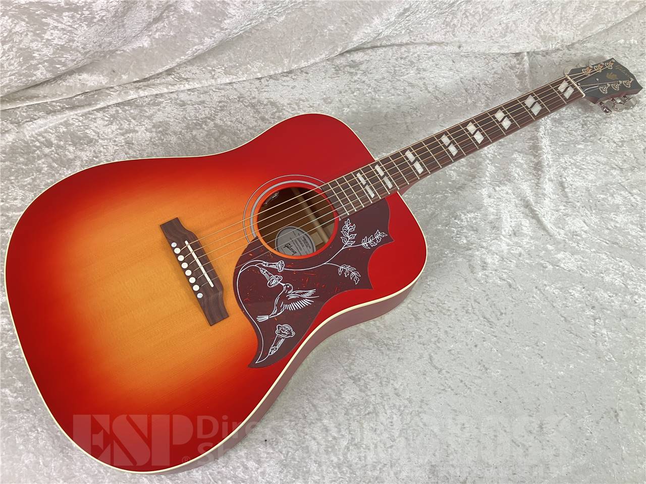 【即納可能】Gibson ( ギブソン ) Hummingbird Special / Satin Vintage Cherry Sunburst (エレクトリックアコースティックギター) お茶の水駅前店・別館