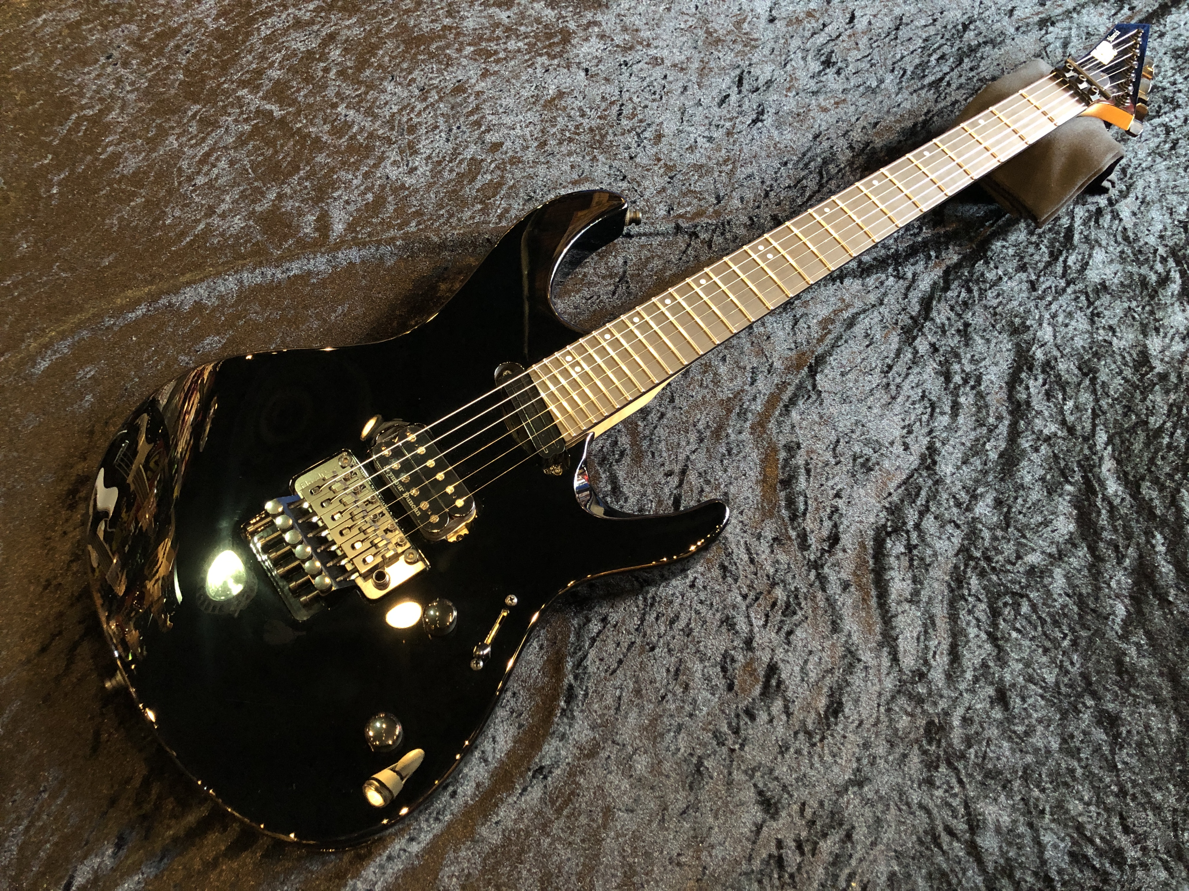 【即納可能】ESP（イーエスピー）MAVERICK （Black）福岡店
