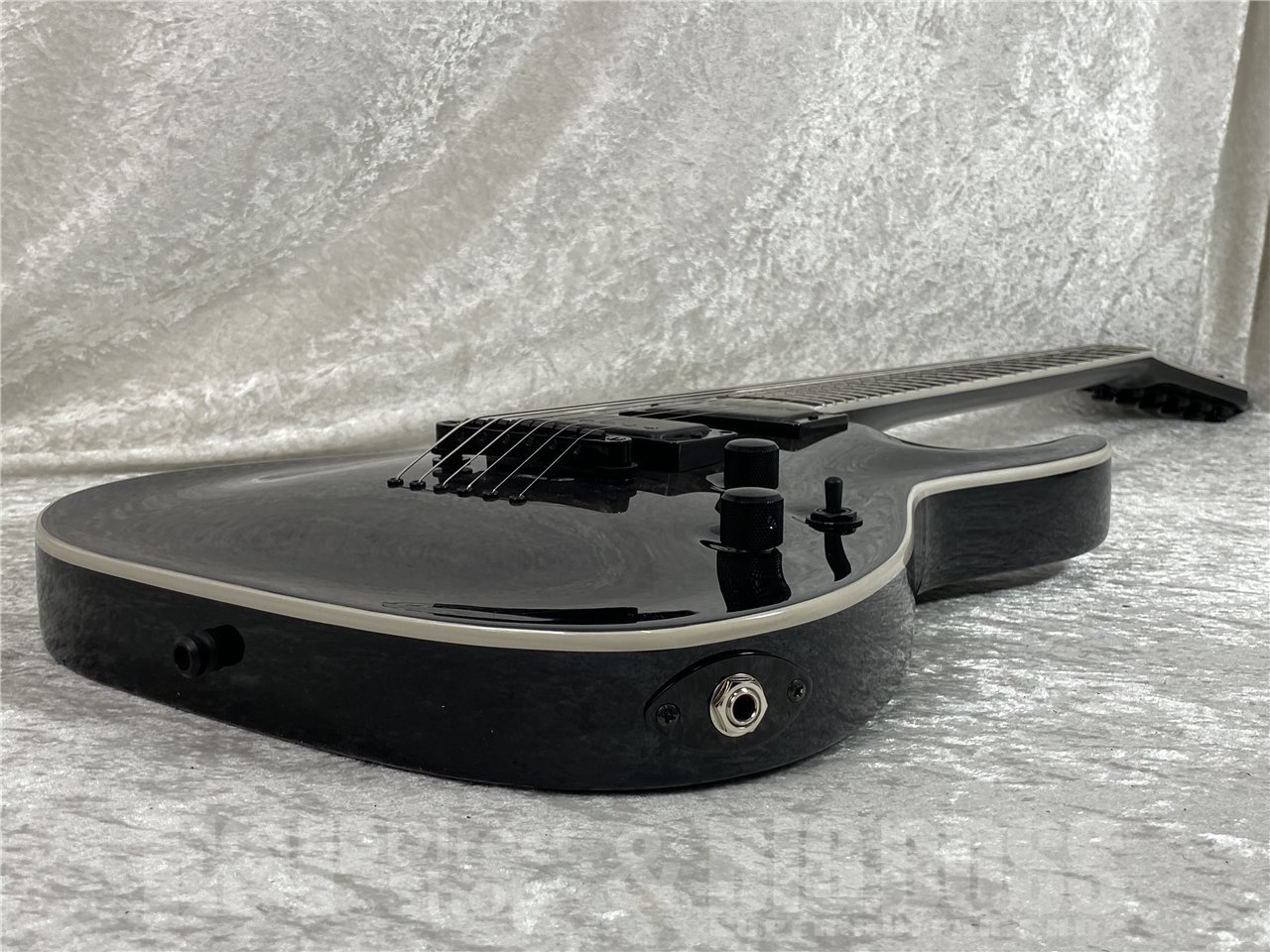 【即納可能】E-II(イーツー) HORIZON NT-II / See Thru Black Sunburst お茶の水駅前店(東京) - 4