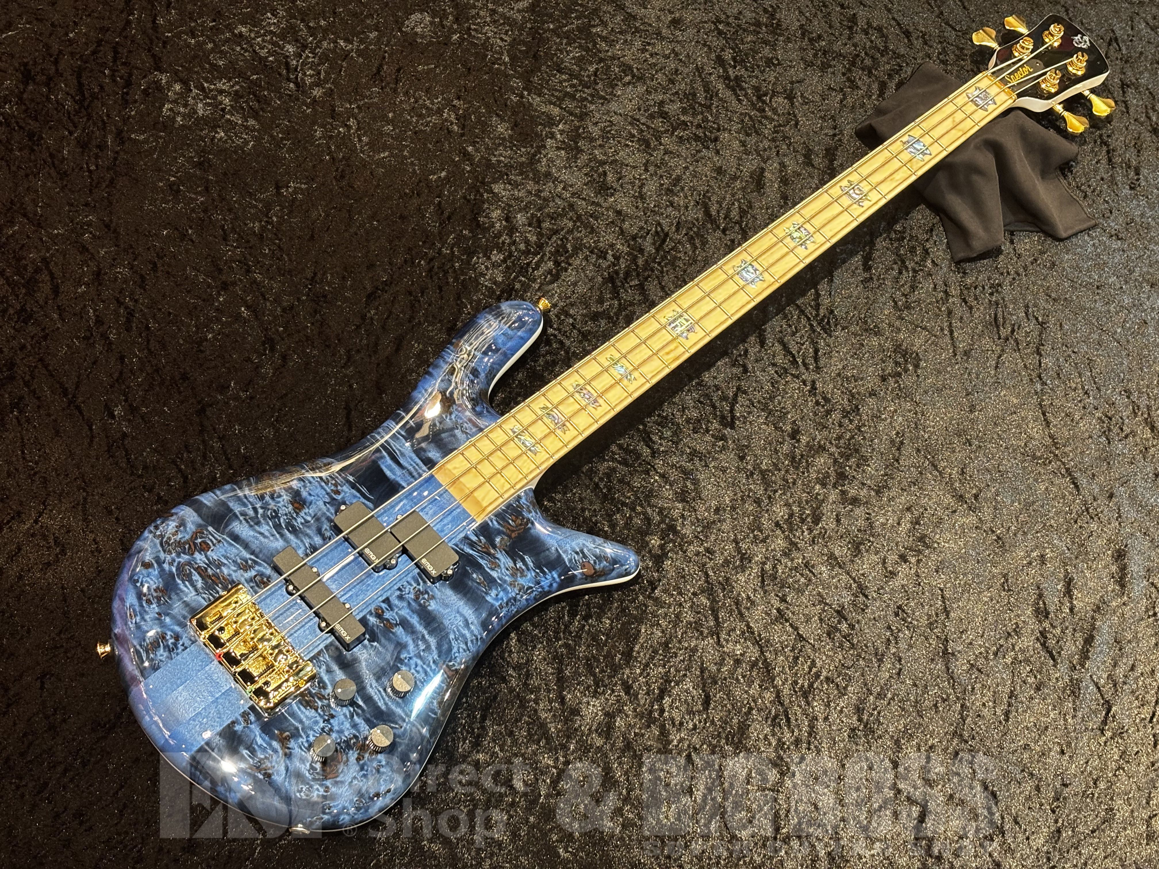 【即納可能】Spector(スペクター) Euro 4 CST Japan Exclusive【Black & Blue w/White Back Gloss】福岡店