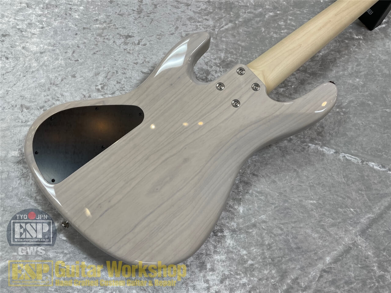 【即納可能】Kikuchi Guitars Hermes MV5 /Trans White / Black Pearl　GWS