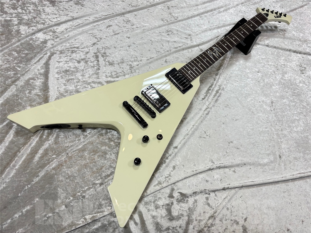 【即納可能】LTD VULTURE /Olympic White GWS