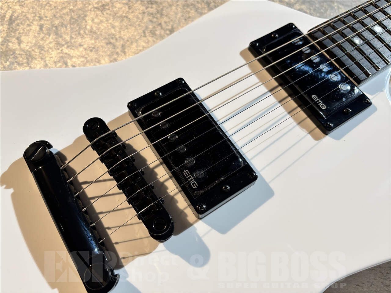 【即納可能】LTD(エルティーディー) SNAKEBYTE (Snow White/James Hetfield Signature Model) 札幌店 - 3