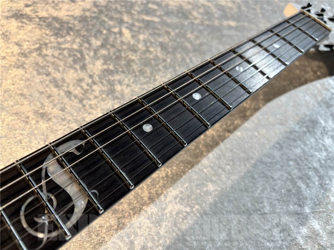 【即納可能】LTD(エルティーディー) SNAKEBYTE (Snow White/James Hetfield Signature Model) 札幌店 - 4