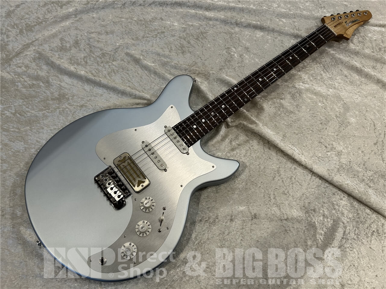 【即納可能】Eastman(イーストマン)DC'62-IBM / Ice Blue Metallic 仙台店
