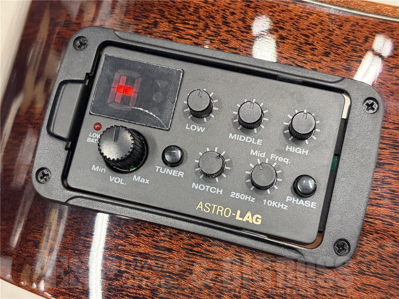 【即納可能】LAG Guitars（ラグギターズ）T118ACE（Brown Shadow）　名古屋店 - 5