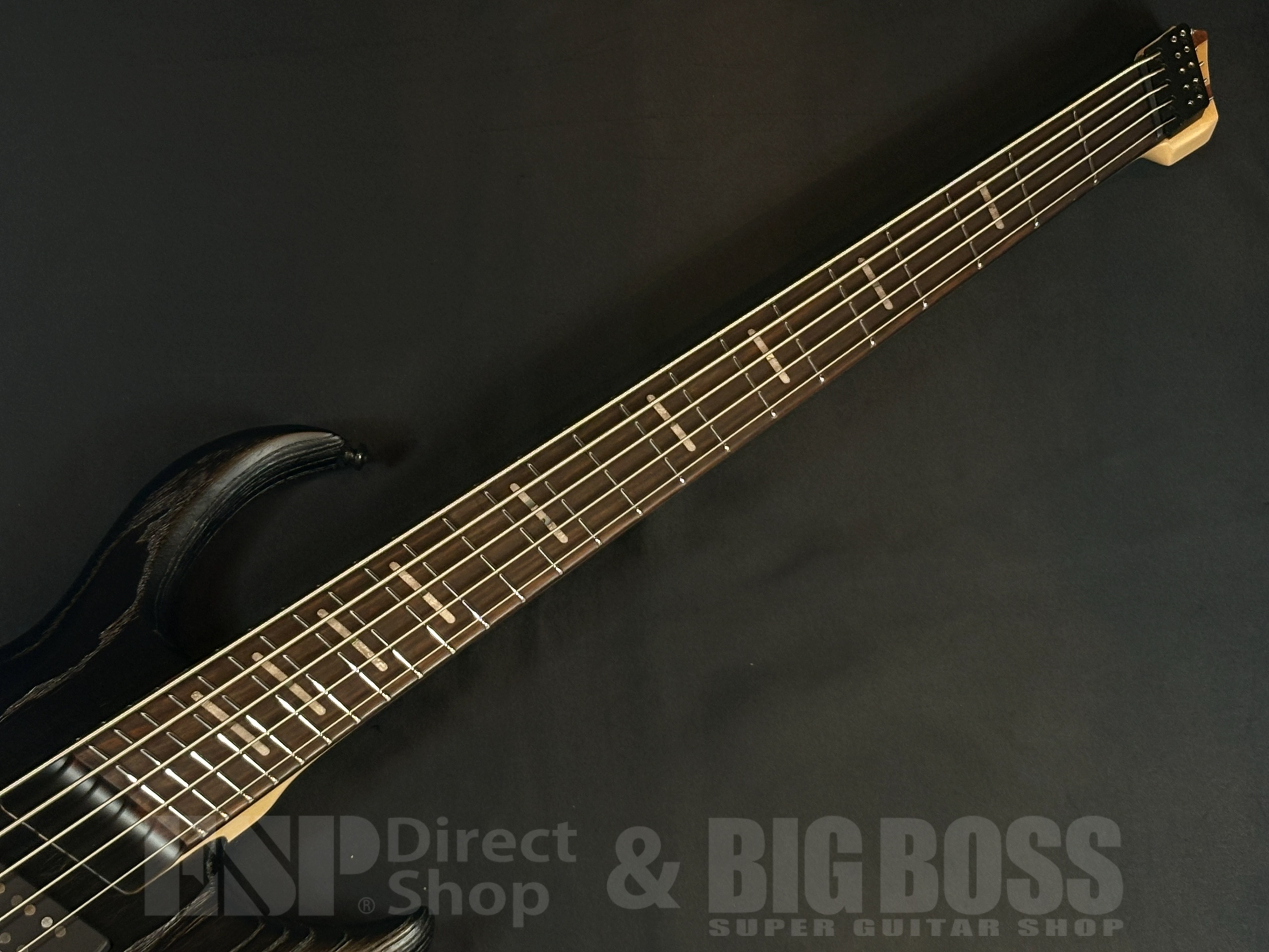 【即納可能】Sire Marcus Miller M6 5-String Headless Black 大阪店 - 2