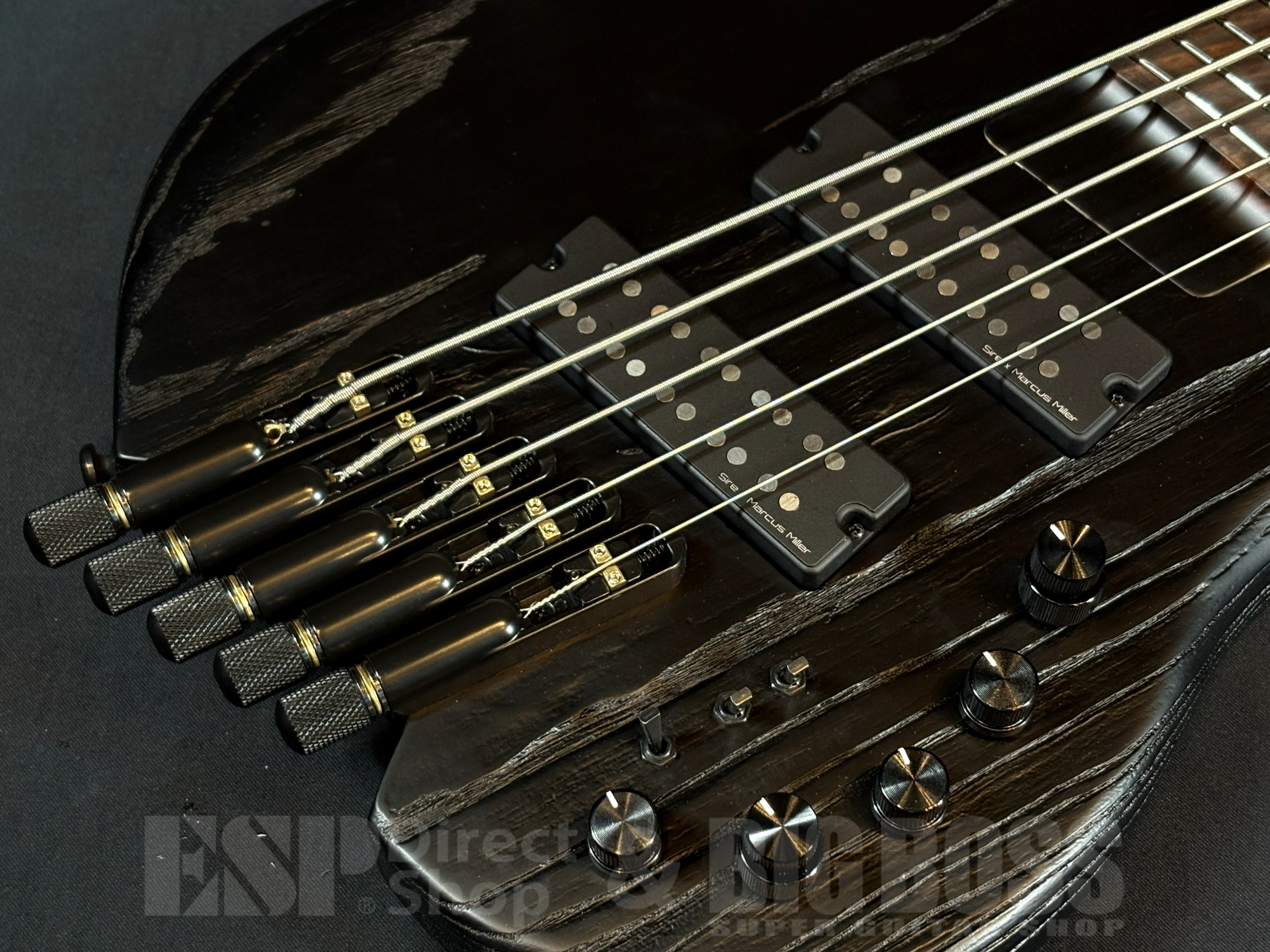 【即納可能】Sire Marcus Miller M6 5-String Headless Black 大阪店 - 6