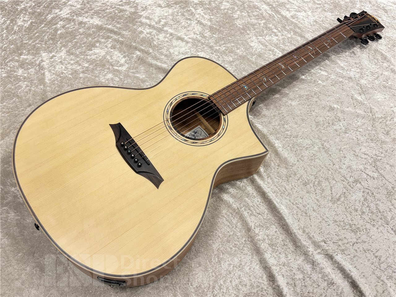【即納可能】Bromo Guitars(ブロモギターズ)BAT4CE(Natural) 名古屋店