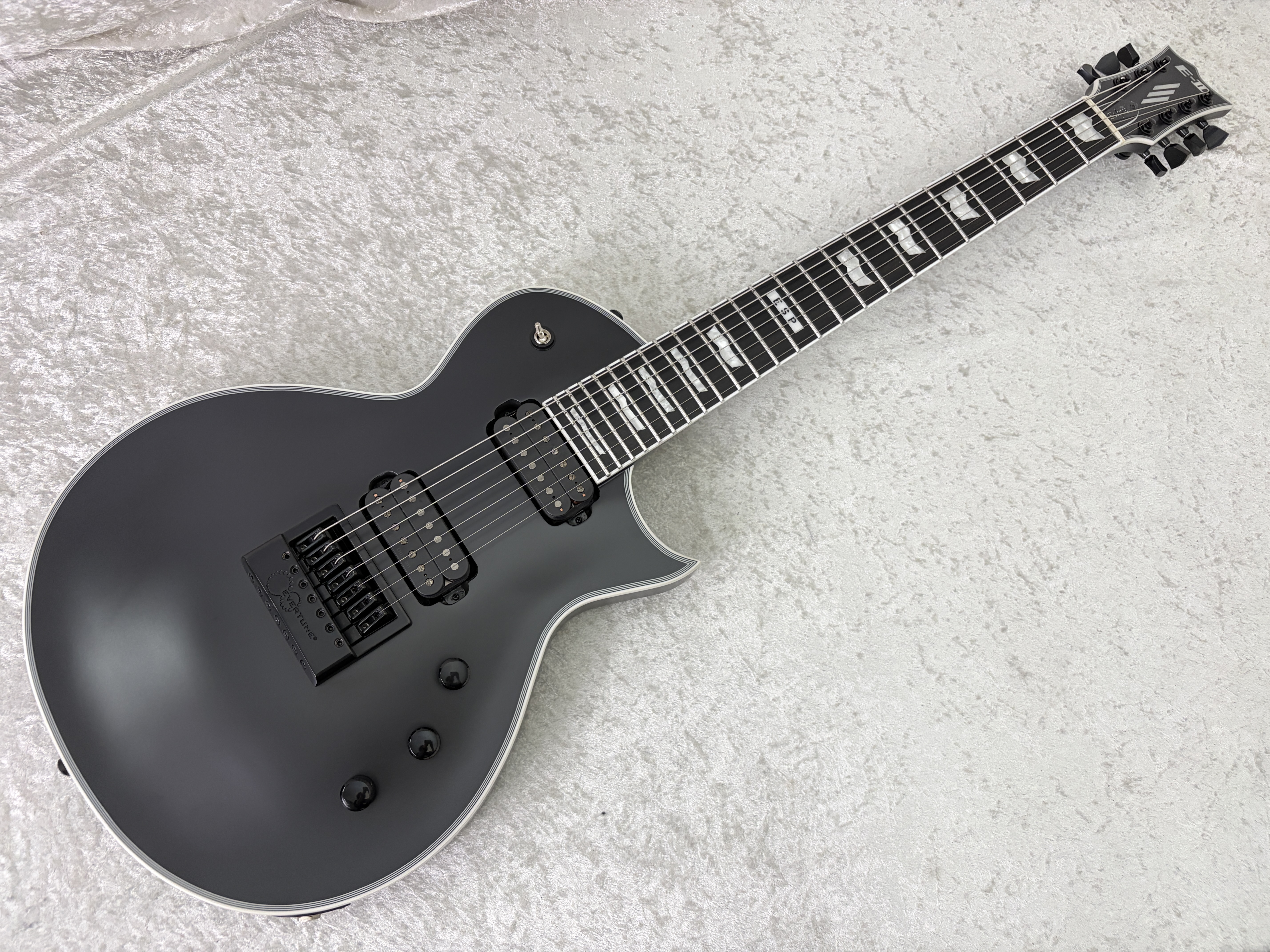 【即納可能】E-II(イーツー) EC-7 ET / Black Satin お茶の水駅前店(東京)